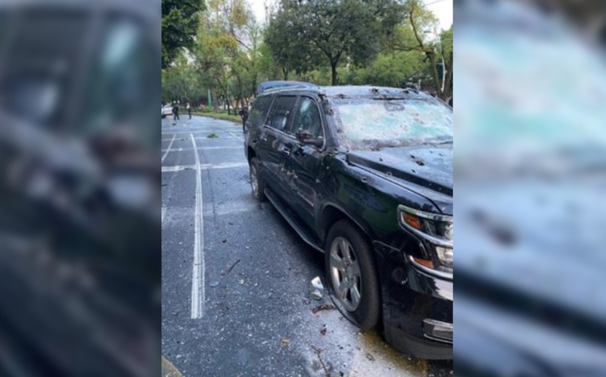 Tras ataque en CdMX, blindan autos de mandos