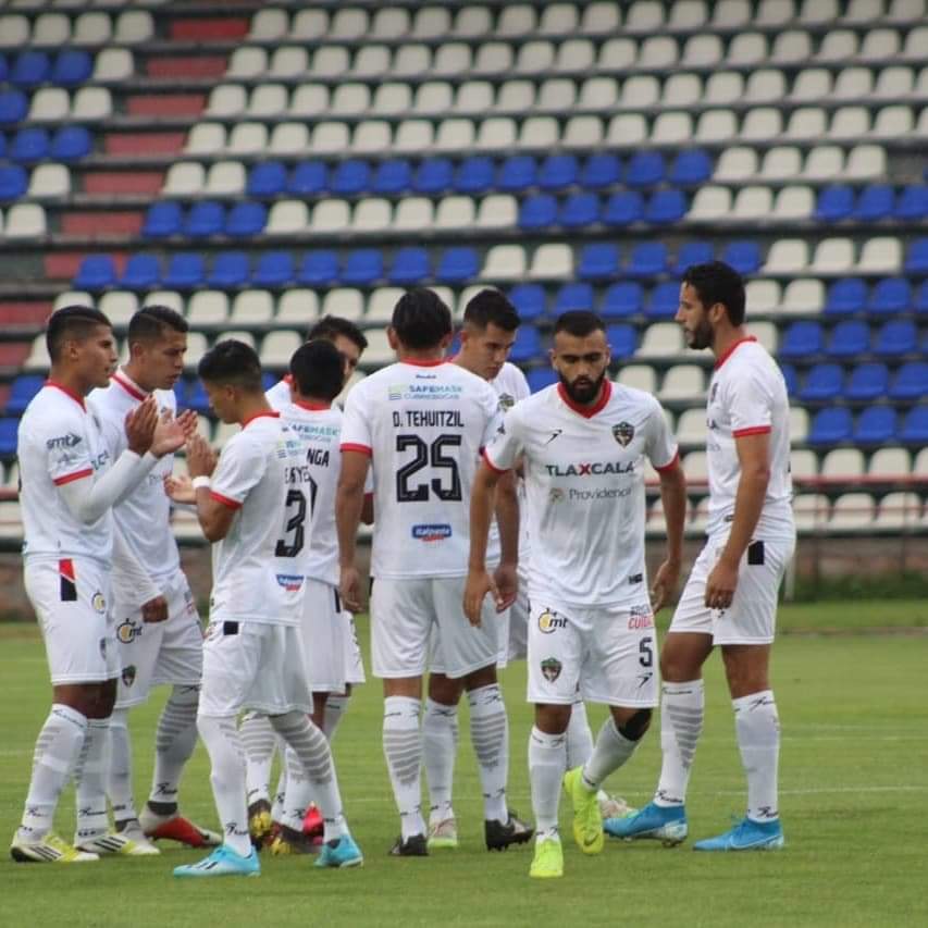 Coyotes se estrena en casa ante los Toros Celaya. (Facebook: Coyotes Tlaxcala)