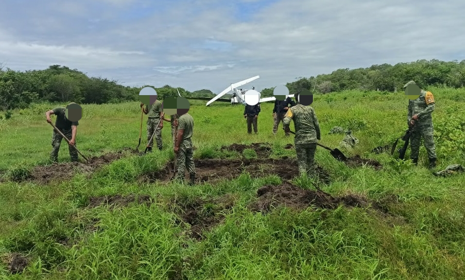 La aeronave y la pista de aterrizaje fueron aseguradas,