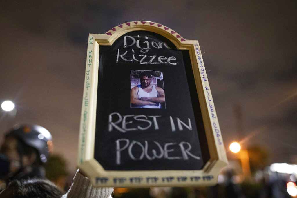 Las protestas contra el racismo policial se ha mantenido en Estados Unidos desde el homicidio de Geroge Floyd. (AP)