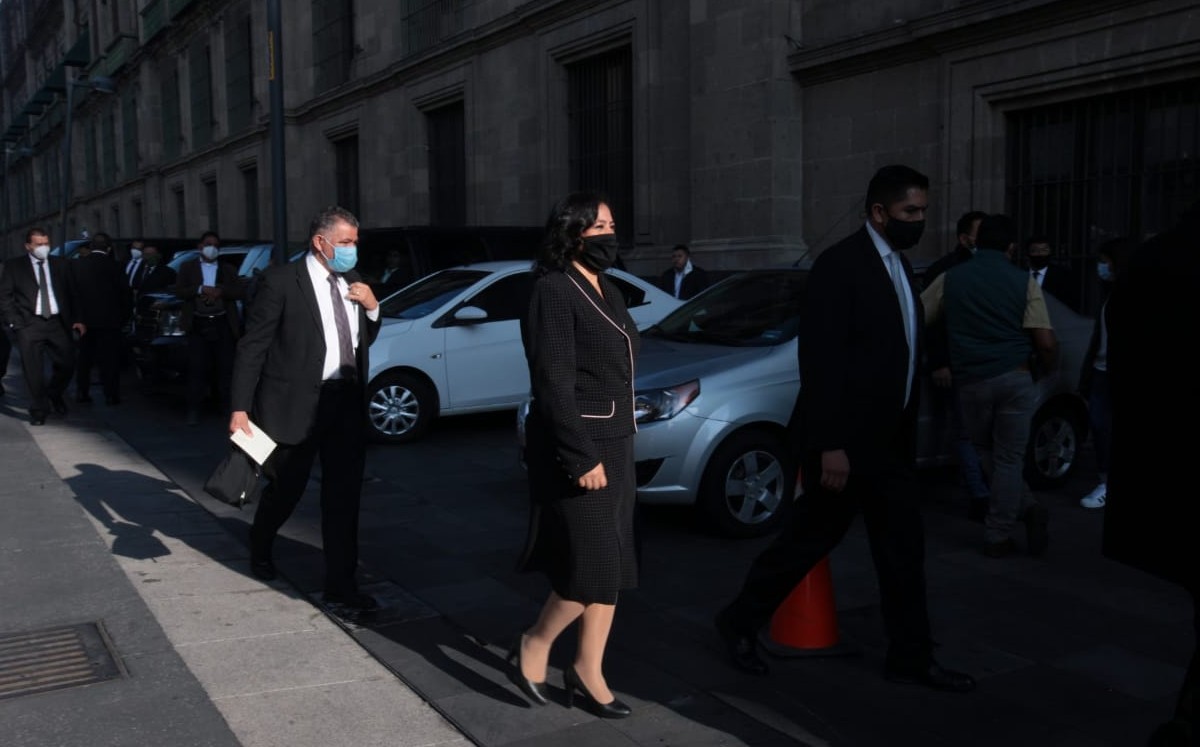 La titular de la Secretaría de la Función Pública a su llegada a Palacio Nacional. (Jesús Quintanar)