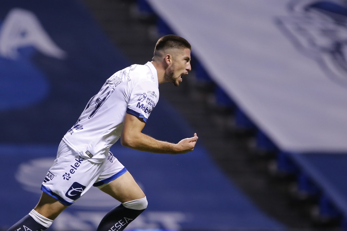 Santiago Ormeño, jugador del Puebla (Imago7)