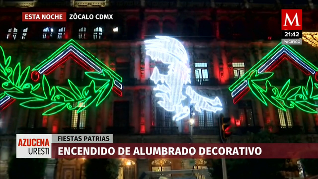 Zócalo ‘se pinta’ de verde, blanco y rojo para aniversario de la Independencia