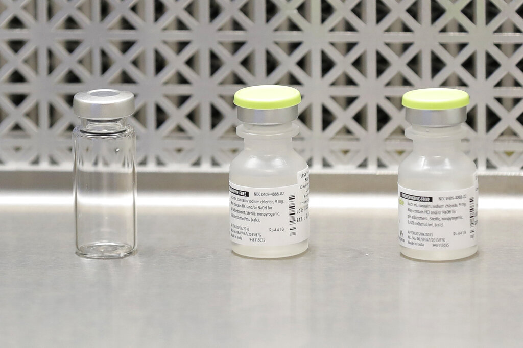 Sanofi, GlaxoSmithKline prueban vacuna para virus en humanos. (AP)