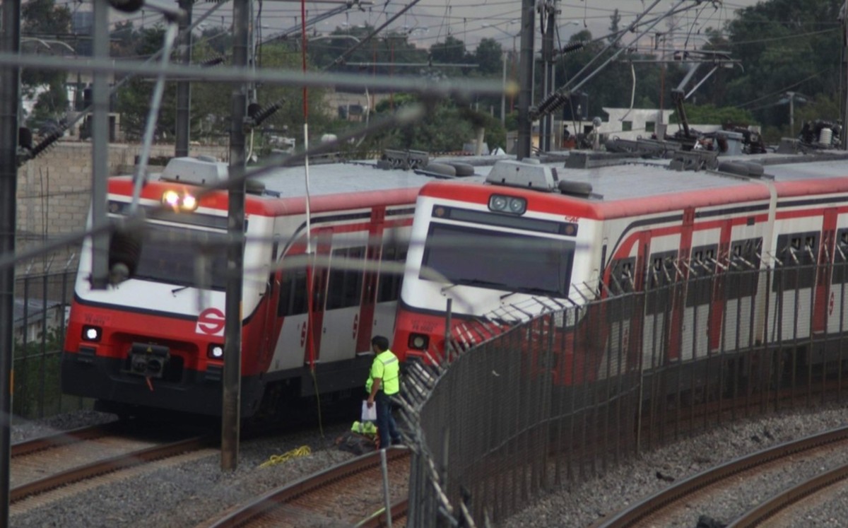 SCT pide 22 mil mdp para el tren suburbano de NL