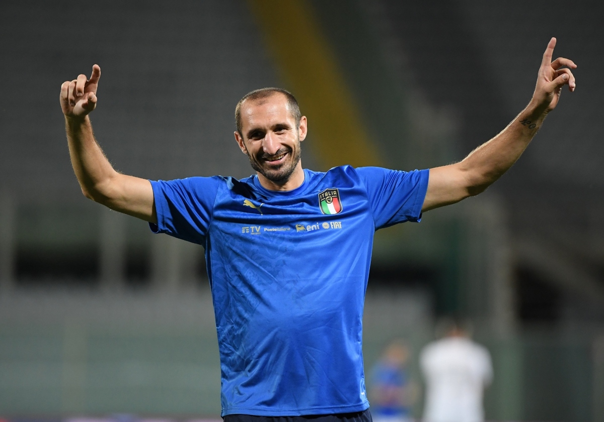 Giorgio Chiellini no fue alineado ante Bosnia por un error de Mancini (Reuters)