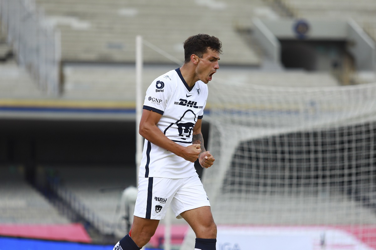 Juan Ignacio Dinenno en festejo de gol (Imago7)