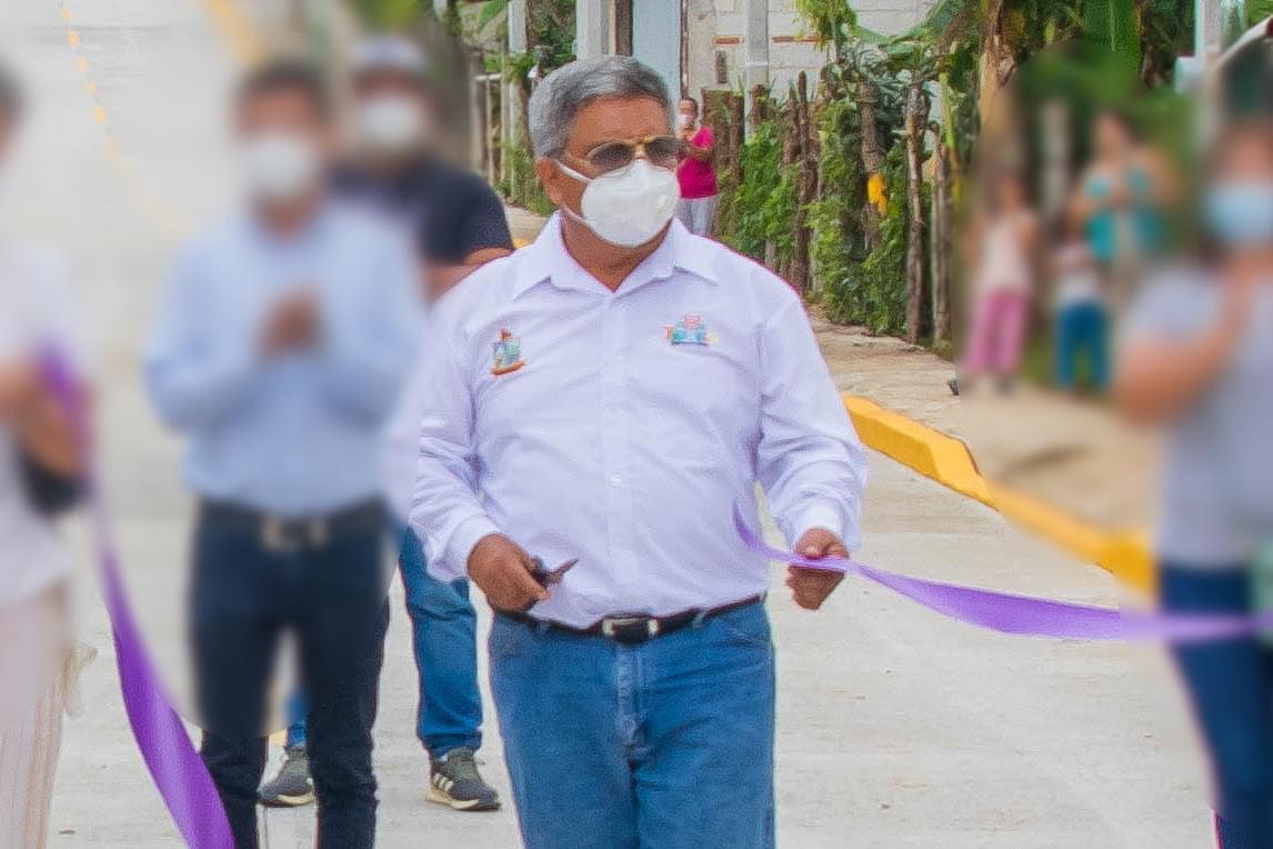 El alcalde de Teocelo informó que se mantendrá aislado hasta que le den su alta médica. (Facebook)