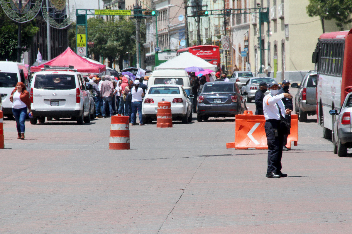 Autoridades estatales reiteran la importancia de usar cubrebocas en la vía pública y entornos laborales. (Sergio Sánchez-Hidalgo)