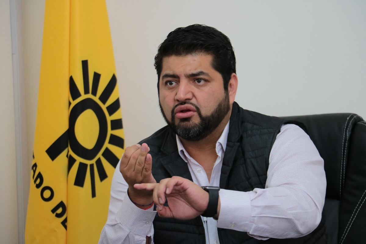 Cristian Campuzano recordó que para fortuna de los mexiquenses actualmente la bancada del PRD tiene a perfiles muy experimentados.