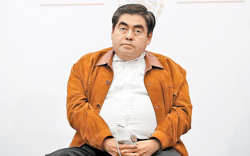 Miguel Barbosa dice que él agonizaba en el hospital cuando se aprobó el dictamen. (Ariana Pérez)