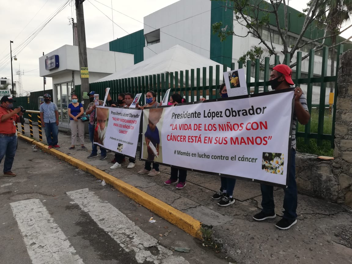 Protesta en el IMSS Ciudad Madero