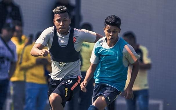 Roger Martínez y Morrison Palma (Twitter @MorrisonCFA)