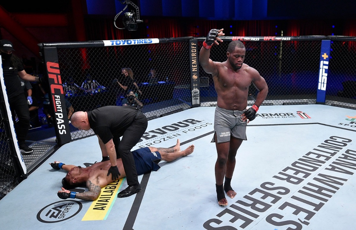 Brutal KO de Tafon Nchukwi a su rival genera susto en Contender Series (UFC)