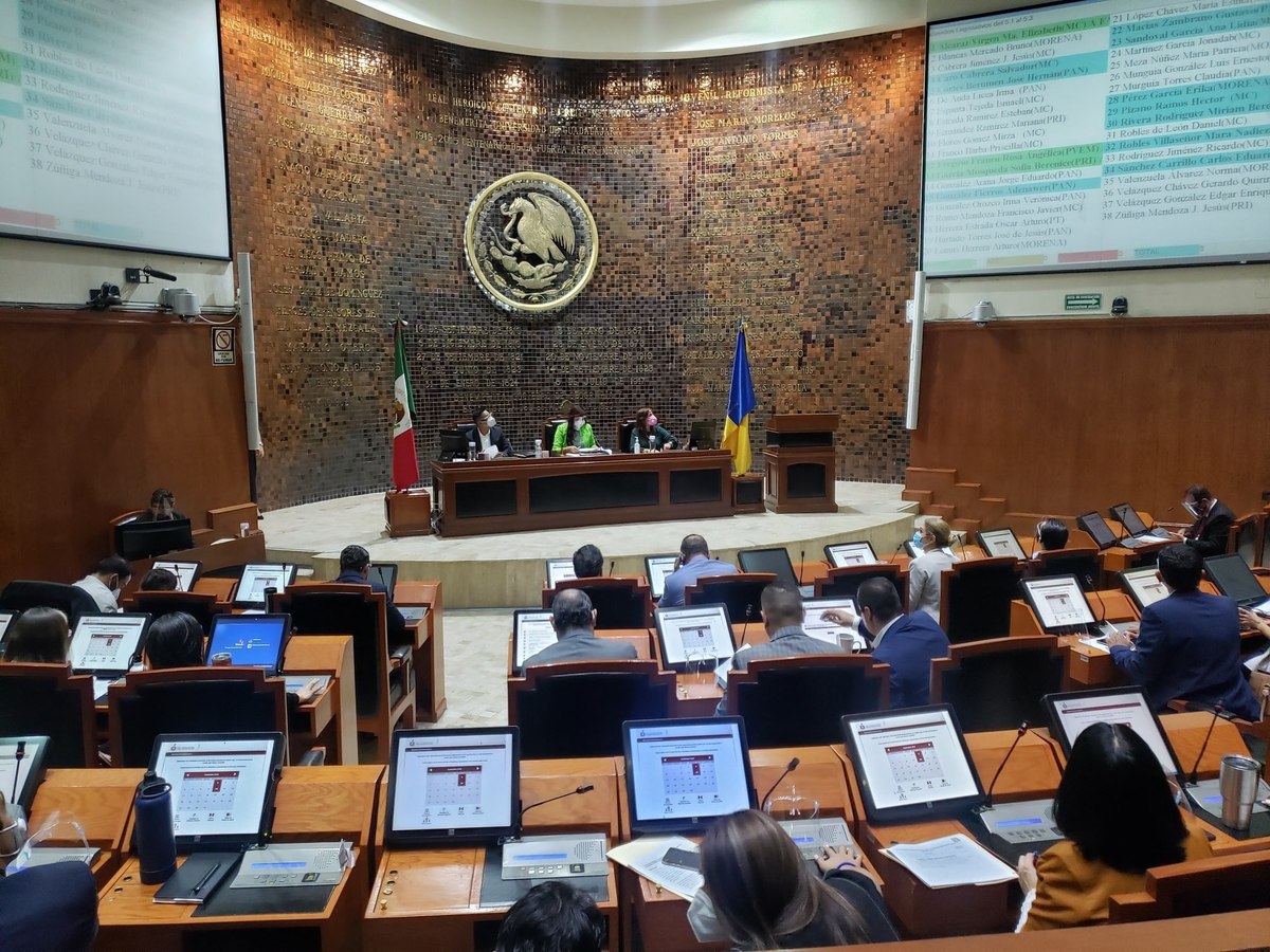 El Congreso de Jalisco optó por pagar 1.3 millones de pesos por el diseño, aplicación y emisión de resultados del examen teórico-práctico . (Cortesía)