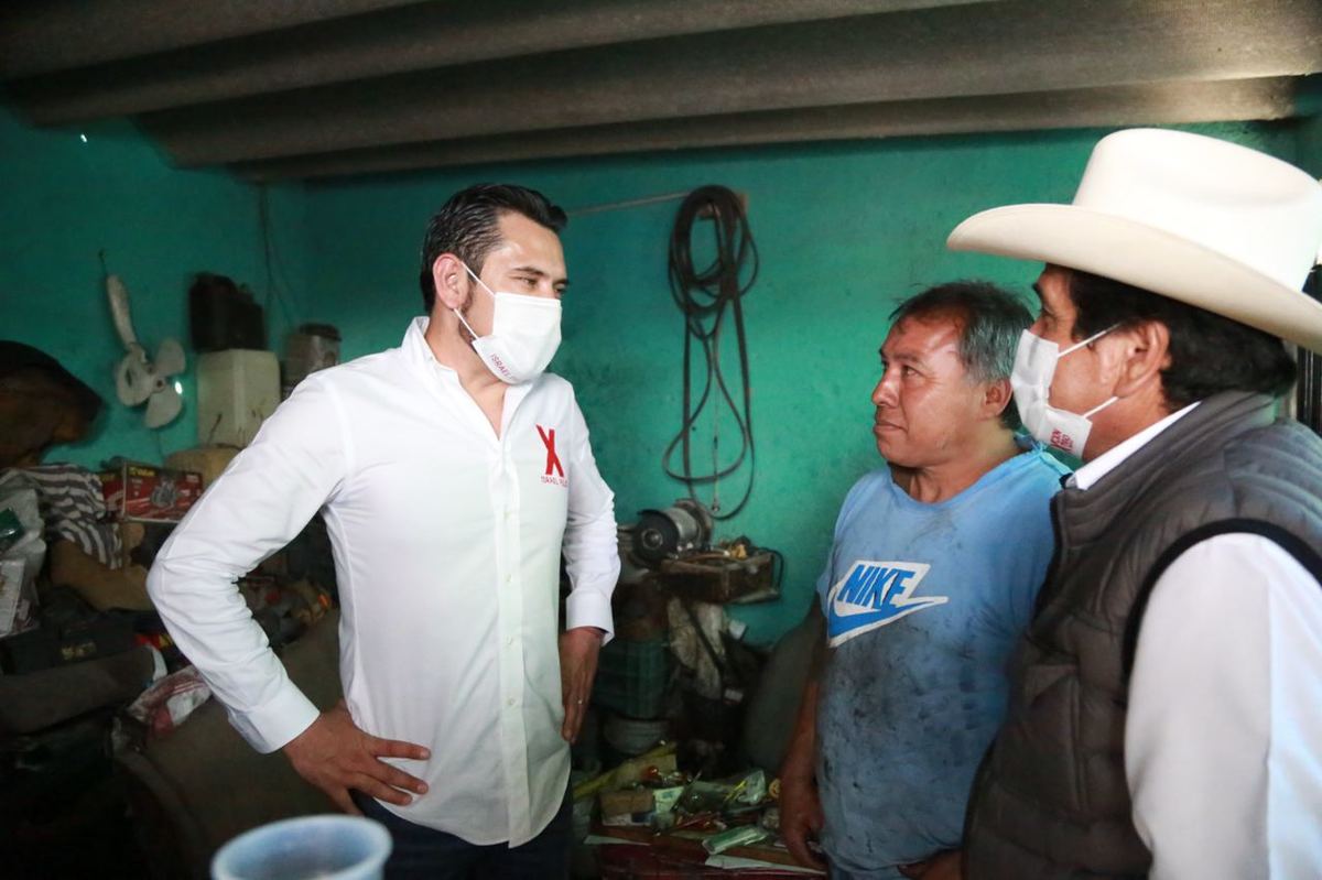El candidato del tricolor se reunió con comerciantes. (Cortesía)
