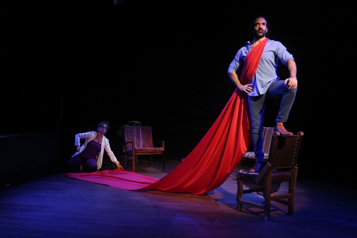 'Elena: Teatro Milán 1985' ofrece funciones cada 10 minutos a partir de las 19:00 horas (Javier Ríos).
