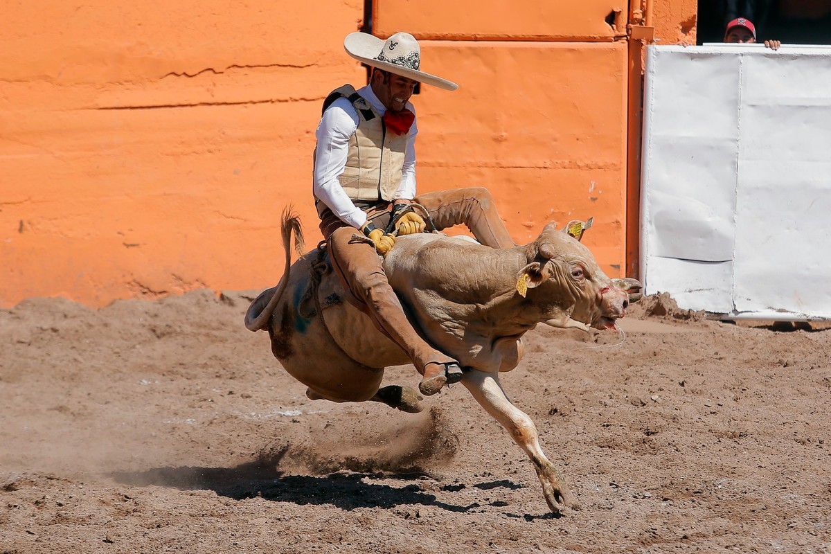 De acuerdo con historiadores, la charrería tuvo sus orígenes en el centro del México en el Virreinato. (Rolando Riestra)