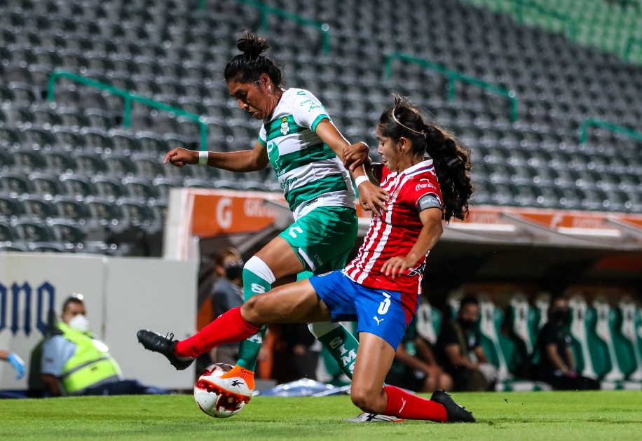 El conjunto albiverde logró dominar el encuentro. (ClubSantosFem)