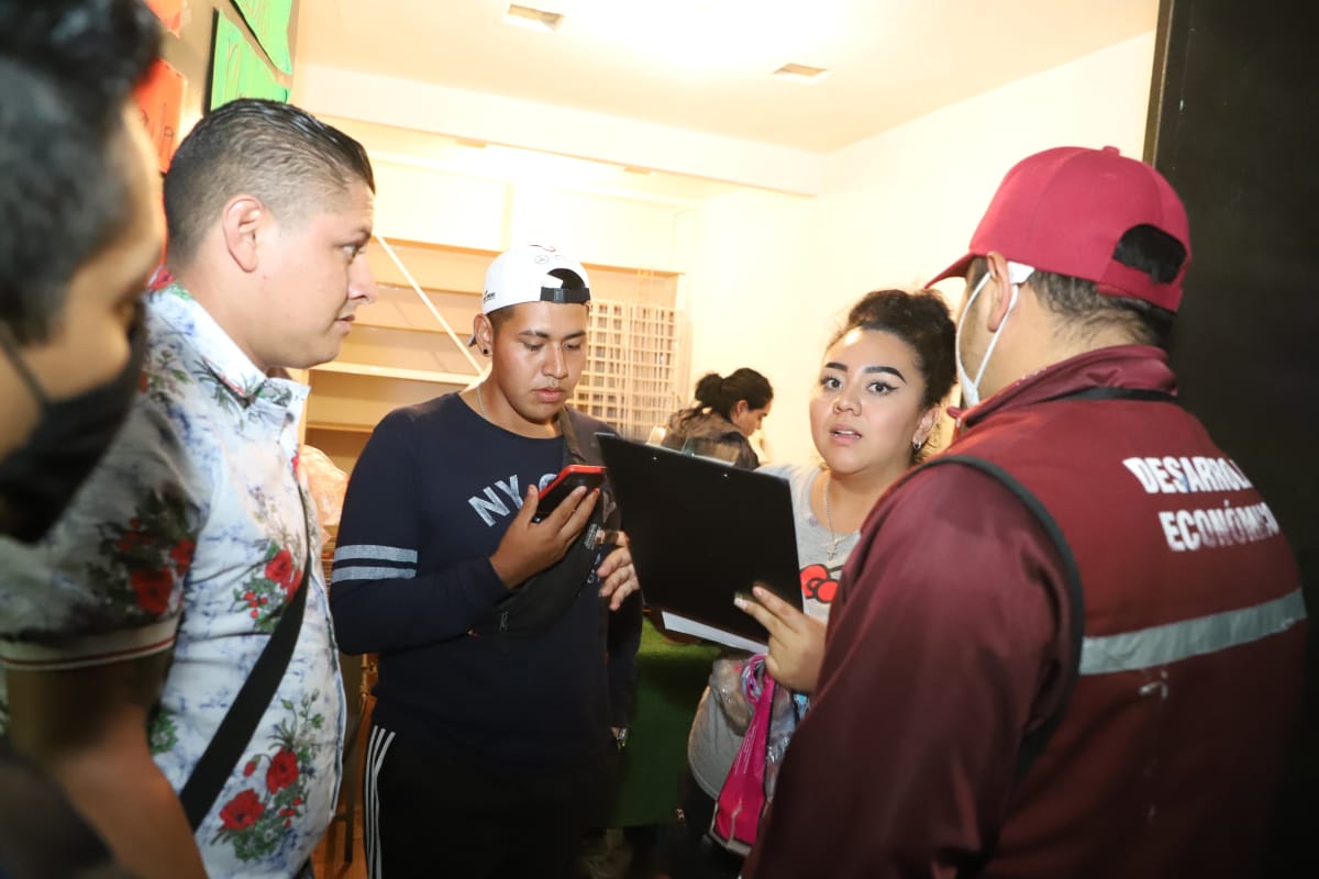 Incluso hubo una reunión con hasta 50 personas.