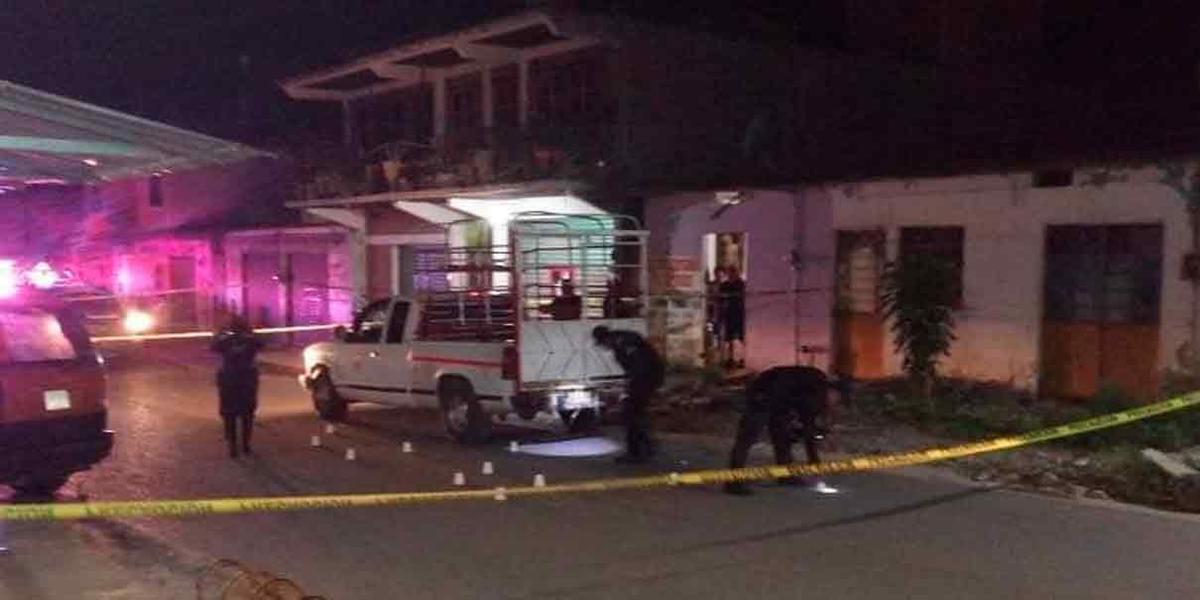 Mueren dos hombres y un menor, tras ser baleados en Xicotepec. (Especial)