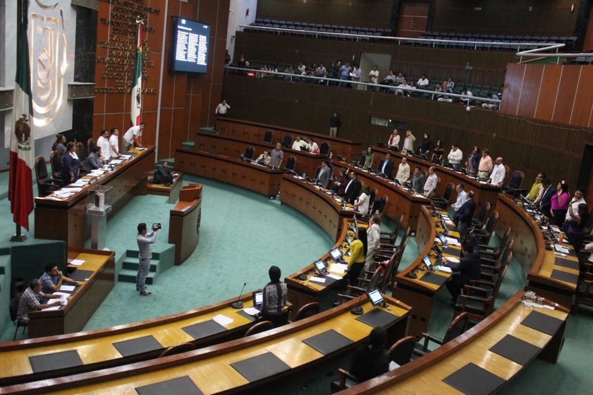 La Secretaría de Asuntos Parlamentarios confirmó a los 46 diputados locales que el encuentro legislativo programado para el jueves quedaba suspendido.