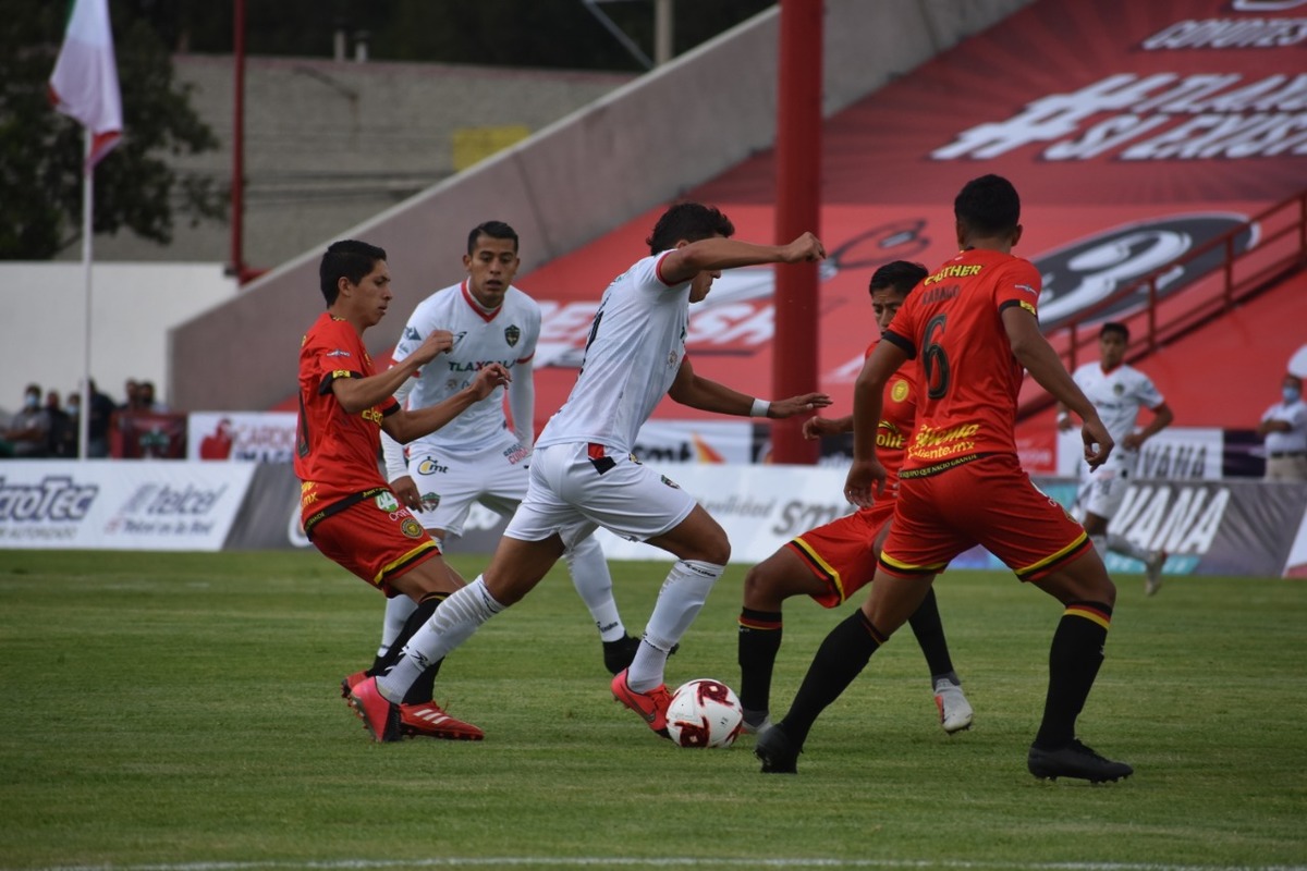 U de G acaba con el invicto de Coyotes Tlaxcala. (Especial)