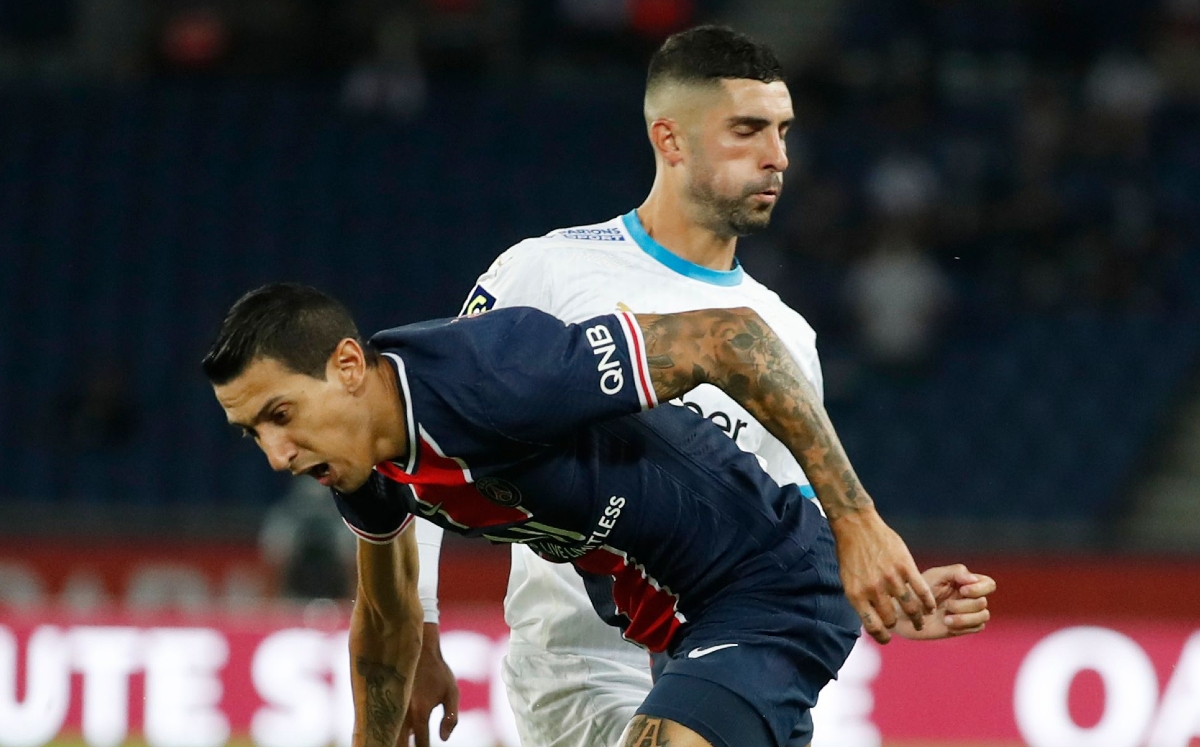 Ángel di María y Álvaro González en el partido PSG vs Marsella (Reuters)
