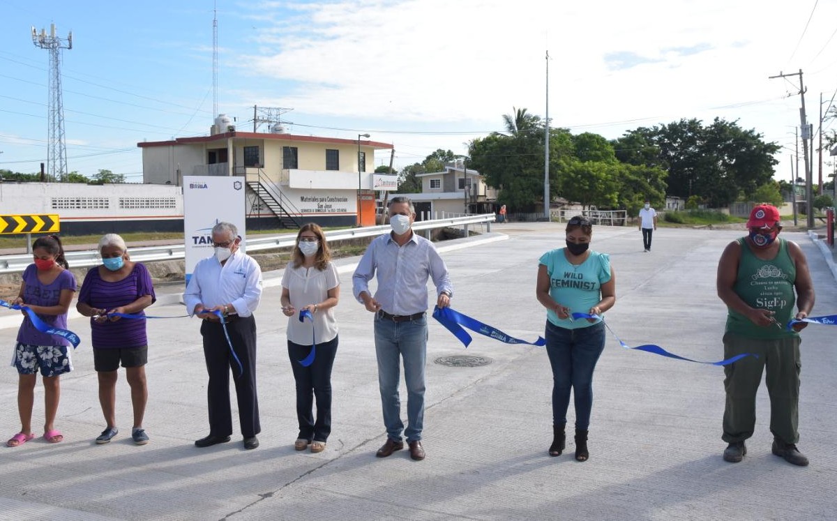 Jesús Nader inauguró la pavimentación de la calle Venezuela en la colonia Solidaridad, Voluntad y Trabajo. (Cortesía)