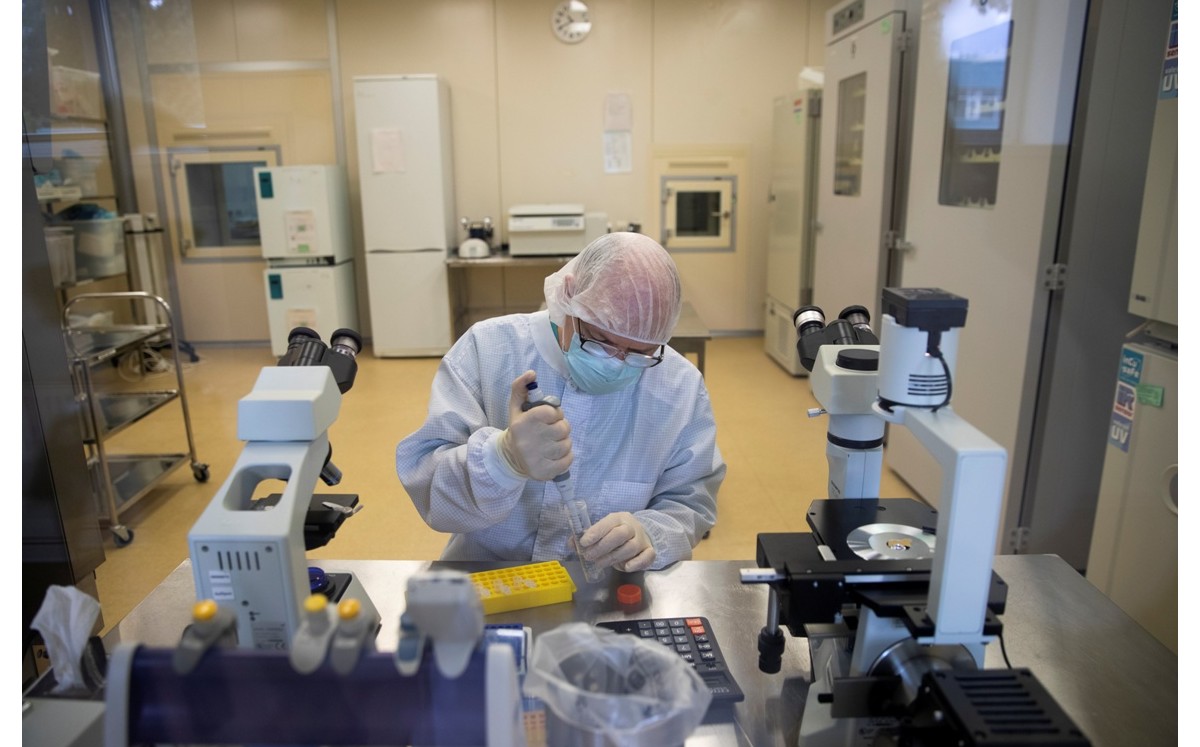 R-Pharm informó que recibió la aprobación para Coronavir tras los ensayos clínicos de Fase III que involucraron a 168 pacientes con coronavirus. (Reut