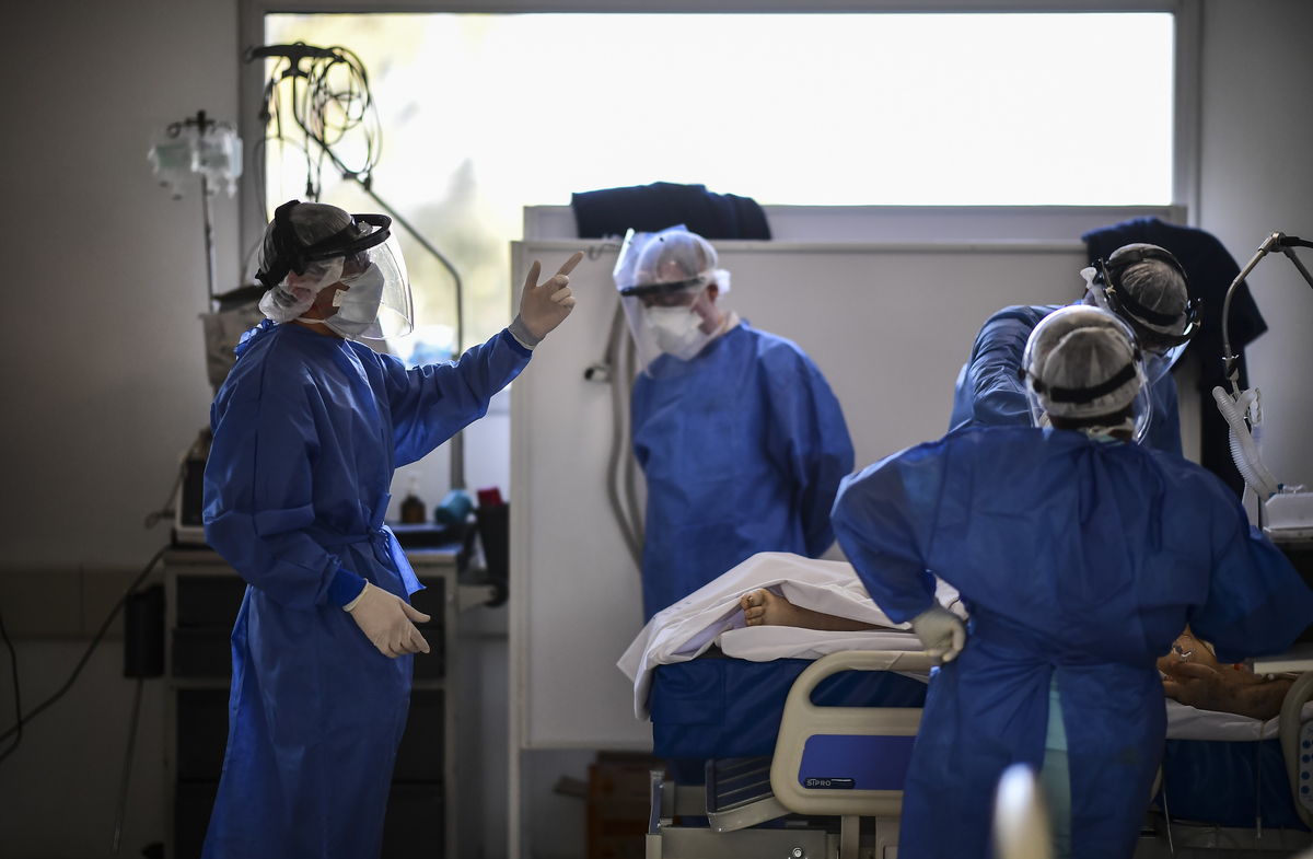 El Hospital Posadas pasó de tener 26 camas de terapia intensiva a 90. (AFP)
