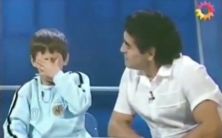 Mariano Sinito junto a Maradona (Especial)