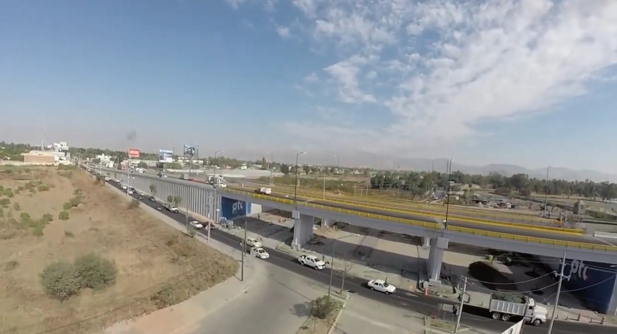 Inician con rehabilitación del Puente Herradura de León. ESPECIAL