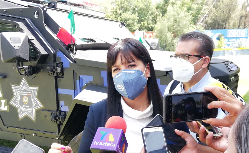 La comisionada de seguridad Sophia Huett