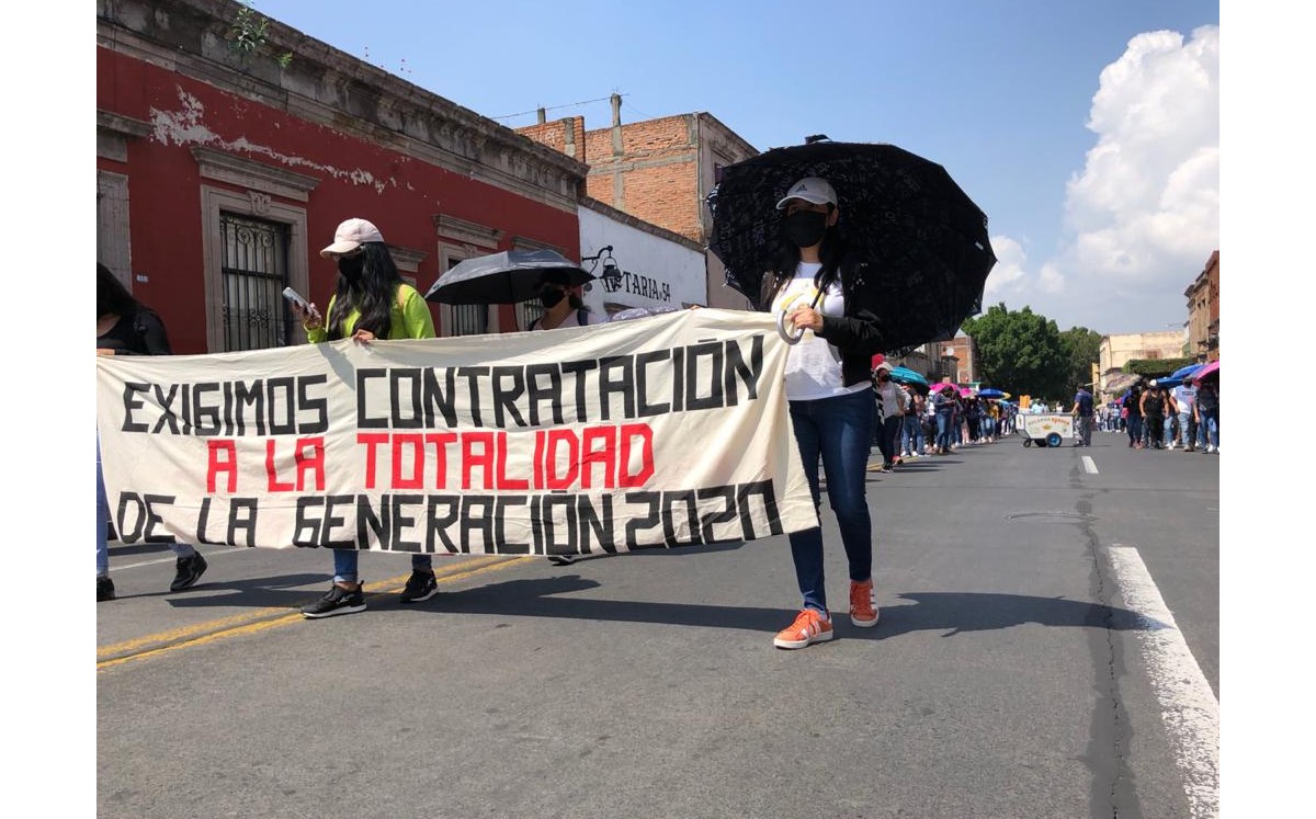 Los jóvenes pidieron mil claves para igual número de normalistas. (Especial)