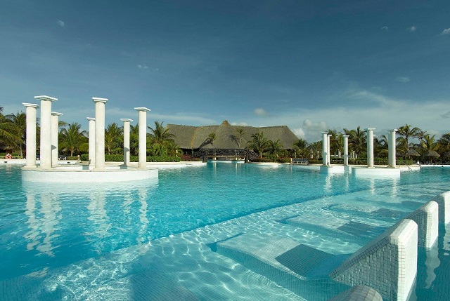 Grand Palladium Colonial Resort & Spa.