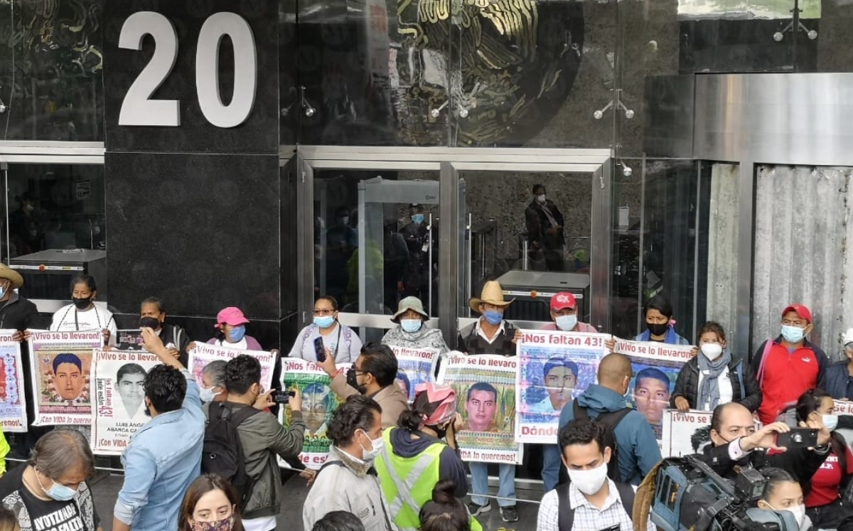 Hasta el momento, la manifestación se ha desarrollado de manera pacífica. (Jorge Becerril)