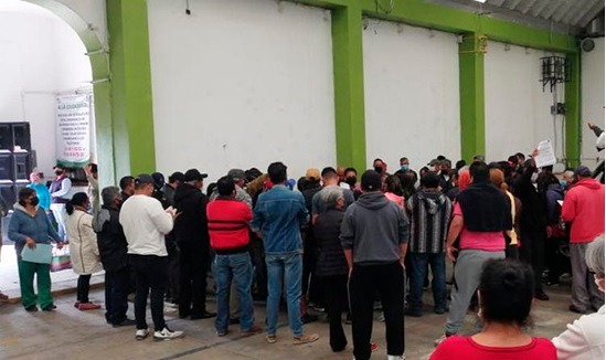 Manifiestación para exigir liberación de obra publica (Adolfo Tenahua Ramos)