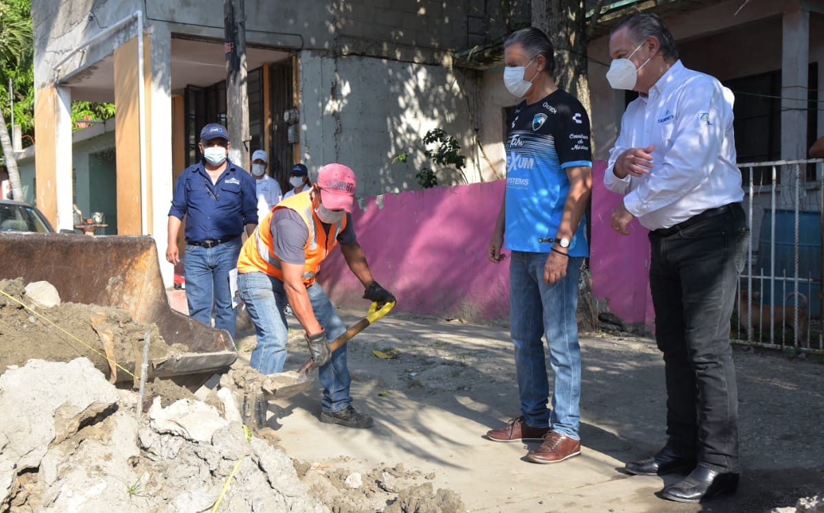 Jesús Nader encabezó los trabajos en las colonias Barandillas, Anáhuac y Laguna del Carpintero.