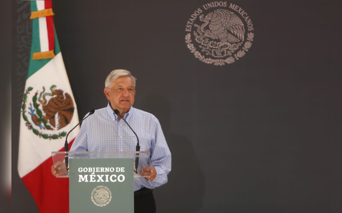López Obrador durante su gira de Trabajo por el estado de Veracruz. (Ariana Pérez)