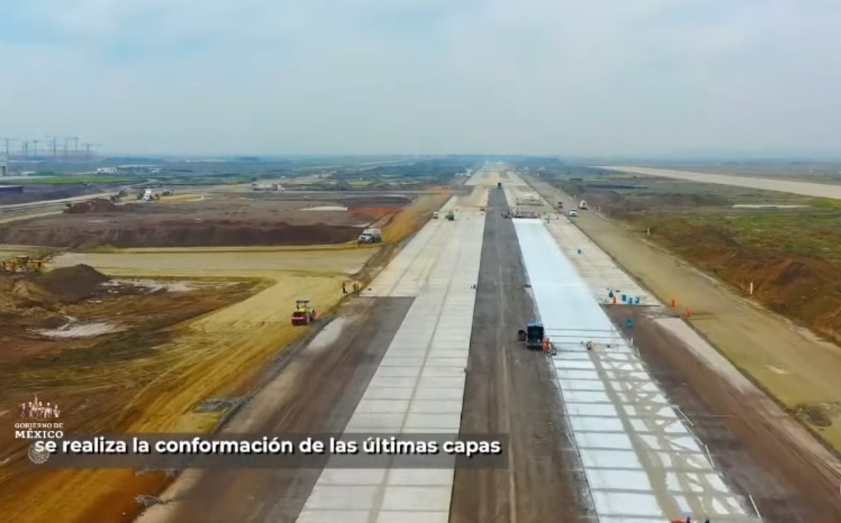 Aeropuerto de Santa Lucía. (Especial)