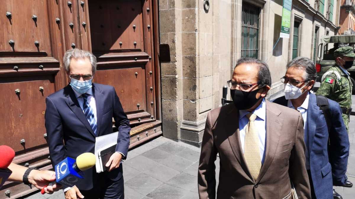 Carlos Salazar Lomelín, presidente del Consejo Coordinador  Empresarial, saliendo de palacio Nacional.  (Eduardo de la Rosa)