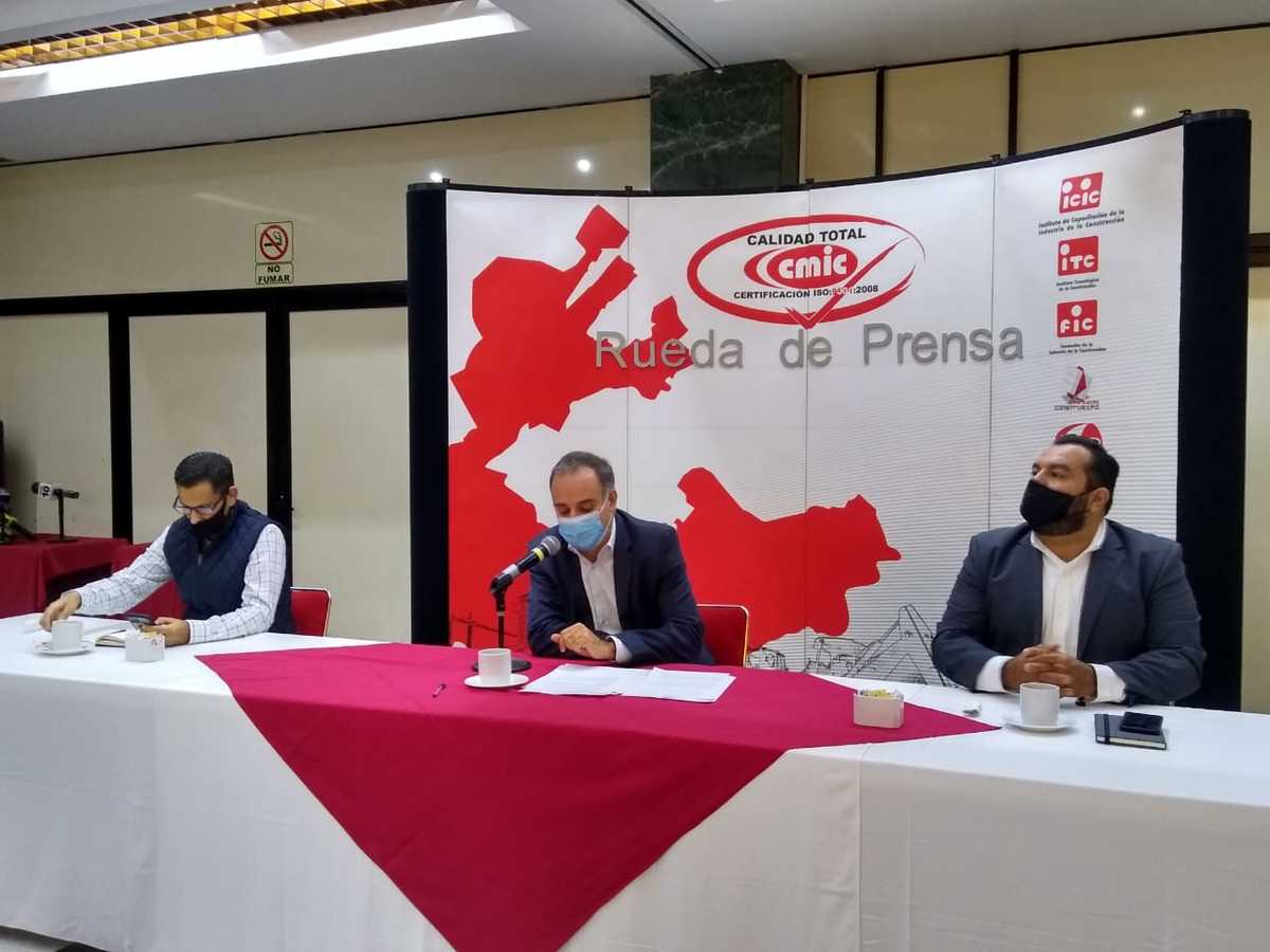 La Cámara Mexicana de la Industria de la Construcción ofreció una rueda de prensa. (María Ramírez)