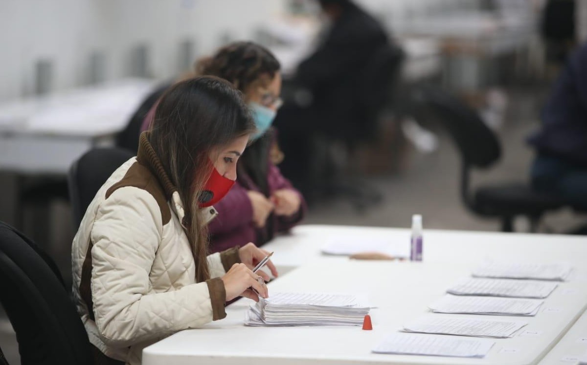 En esta primera etapa de revisión se verificará uno a uno que no existan registros duplicados. (Especial)