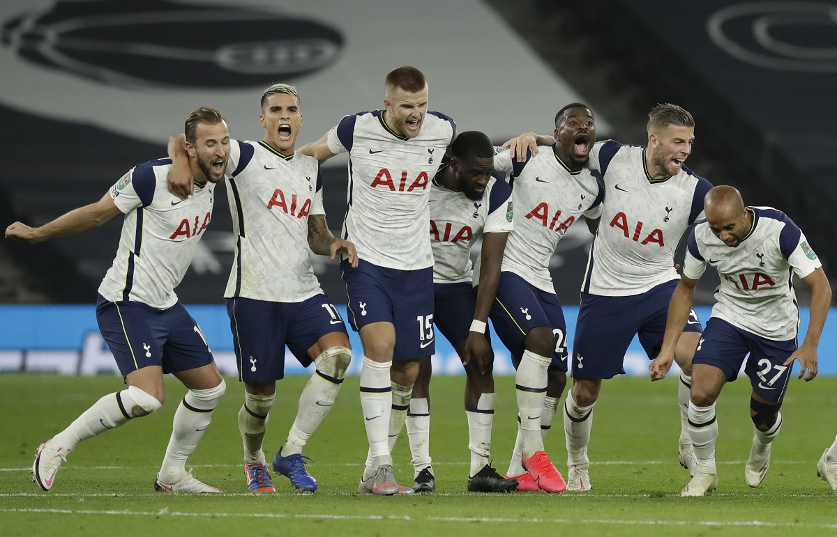 Jugadores del Tottenham en festejo (Reuters)