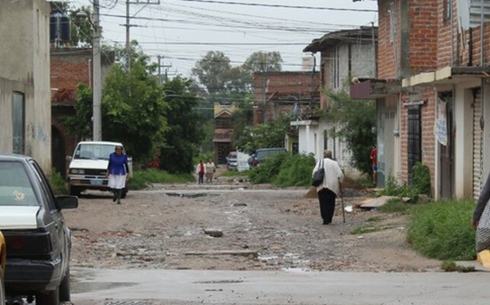 Los principales asentamientos están en Las Joyas, Los Castillos, Jacinto López, Lomas de Medina