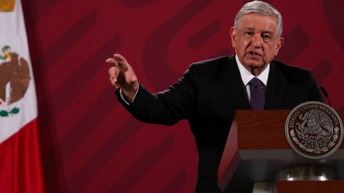 AMLO anuncia renovación de estrategia contra covid-19