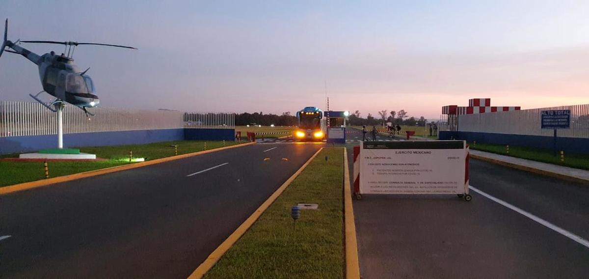Continúa traslado de internos de Puente Grande. (Juan Carlos Munguía)