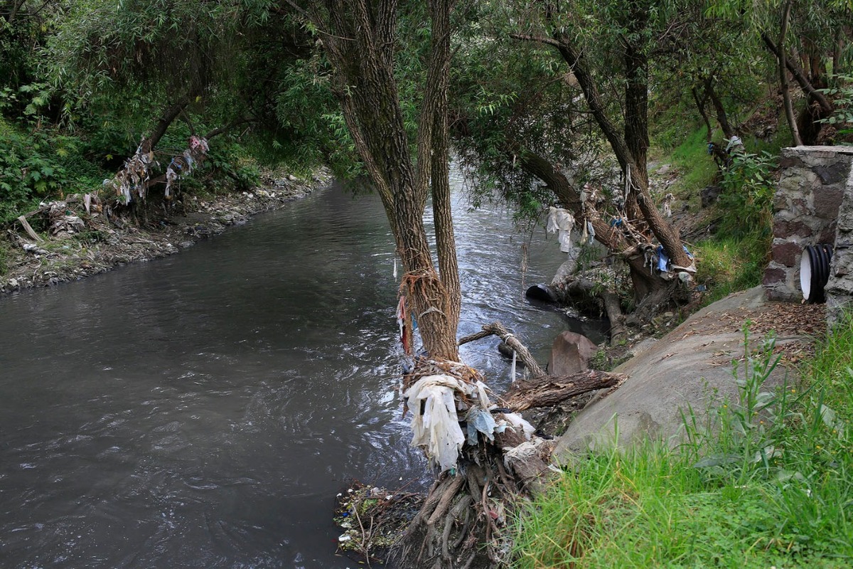 Alertan por posible desborde del río Mixteco en Chiautla. (Andrés Lobato)