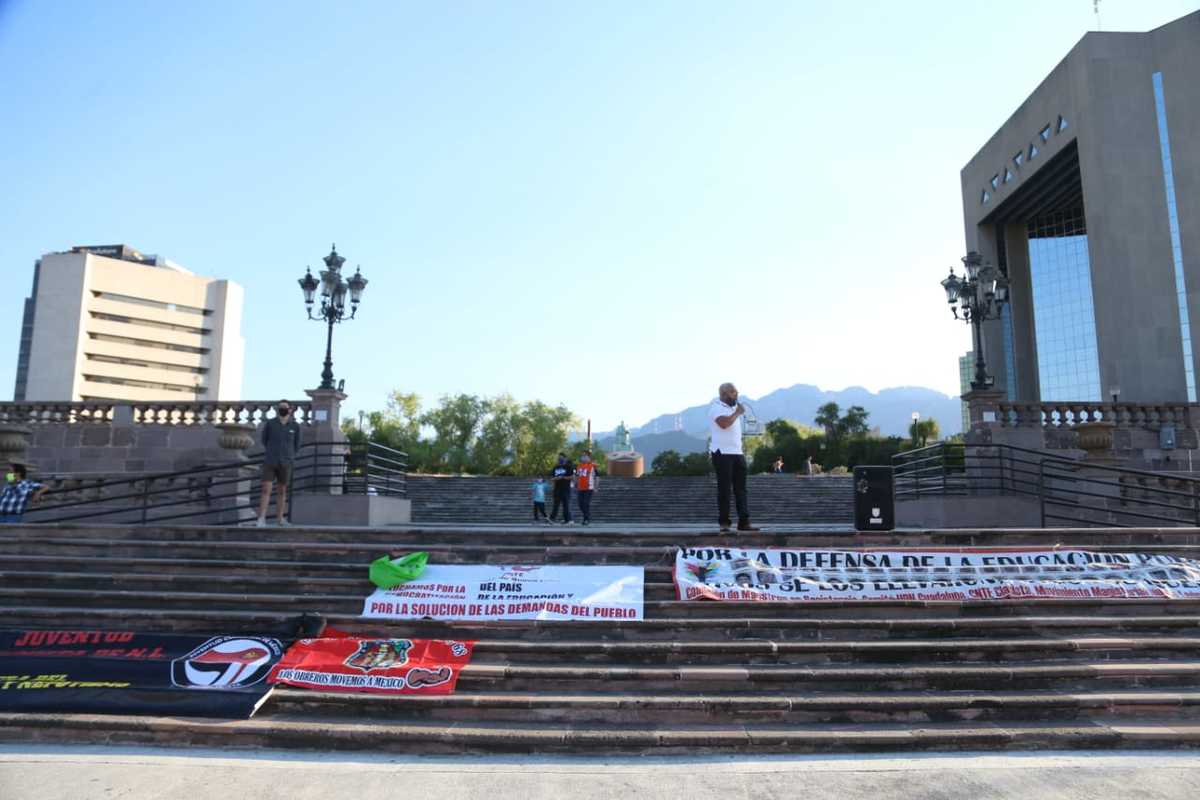 El colectivo dijo que esta fecha recuerda que los estudiantes tienen la fuerza para lograr un cambio en la sociedad. Foto: Jorge López
